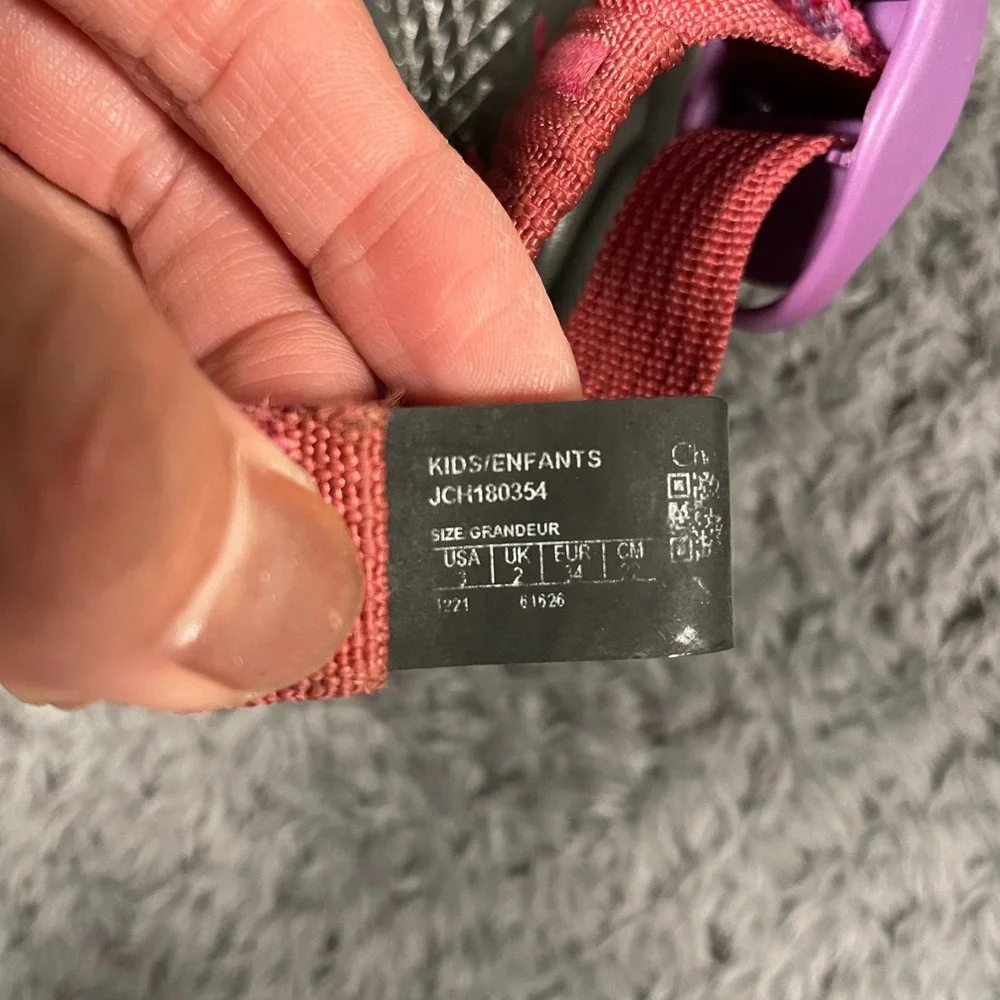 Chaco‎ Kids ZX/1 Ecotread Sweeping Fuschia Strappy Hiking Sandals Size 3